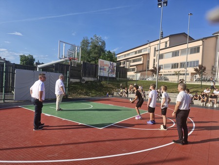 Otvoritveni meti-županova ekipa